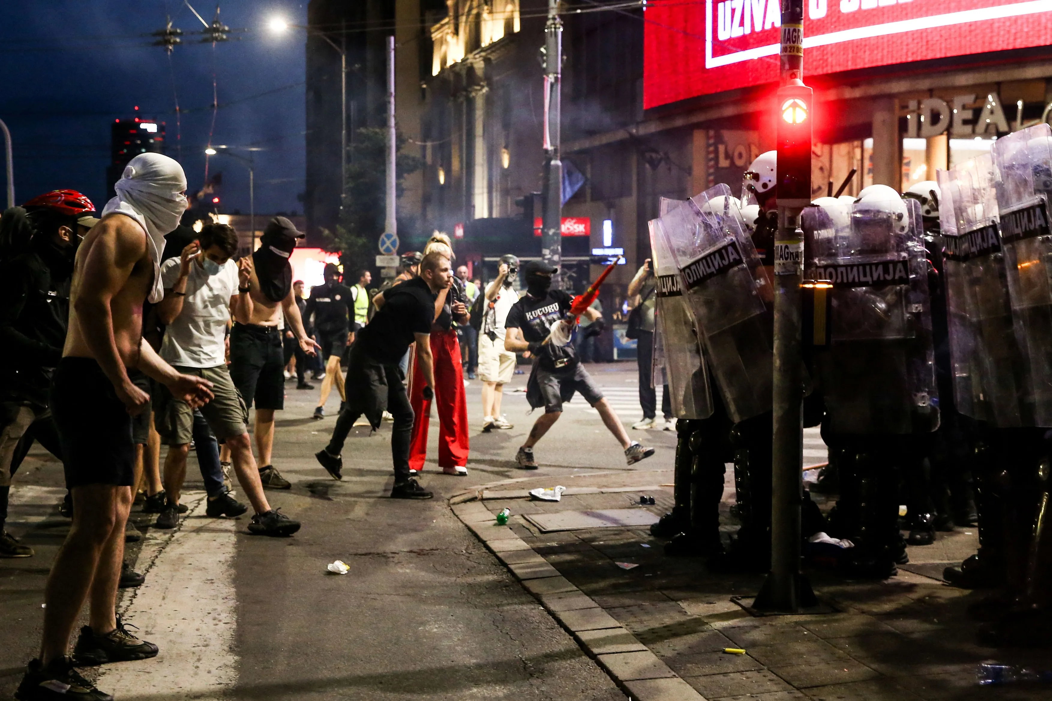 protesti