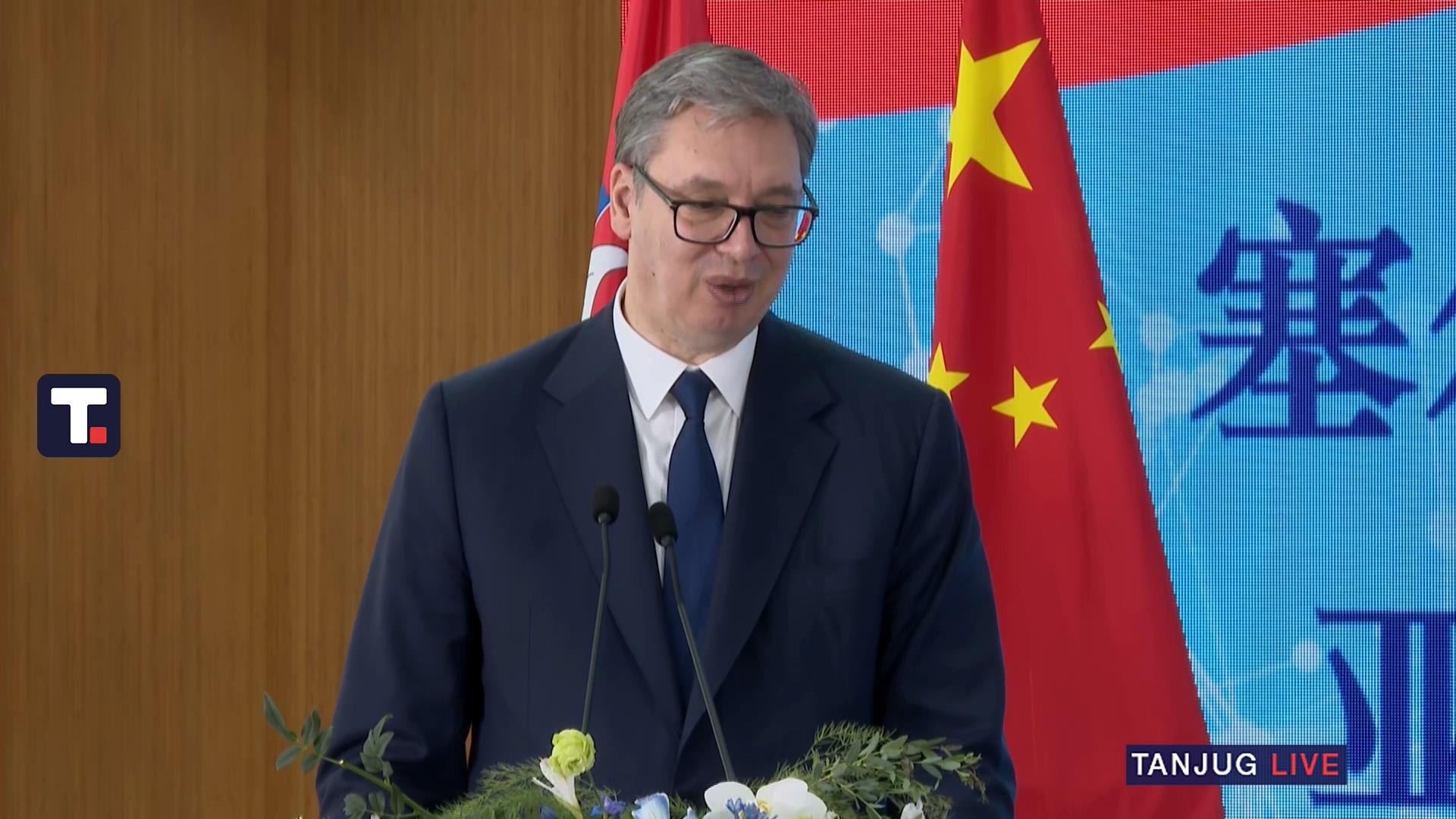 Vučić obraćanje Vučić obraćanje