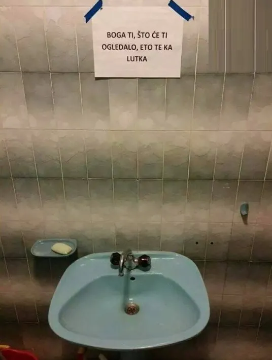 ogledalo ogledalo