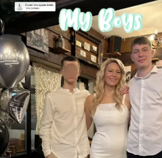FOTO FOTO