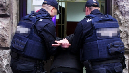 Uhapšene dve osobe u Nišu: Organizovale okupljanje u klubu uprkos merama koje su na snazi