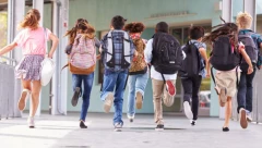 ODZVONILO NESAVESNIM RODITELJIMA Menja se zakon, ubuduće nećete smeti da udarite dete