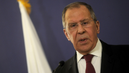 LAVROV SE OBRAĆA IZ MOSKVE Ministar održava konferenciju tačno u podne
