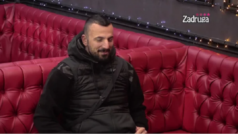 SKANDALOZNO PONAŠANJE TOMOVIĆA! Rijaliti programi su ga proslavili, a on sada udara po produkciji Zadruge i brutalno vređa novinare!