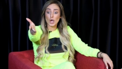 MUBAKARA KOZU Hit snimak Lune Đogani dok čestita Bajram nasmejao je region, a evo i šta je rijaliti zvezda izgovorila u programu uživo (VIDEO)