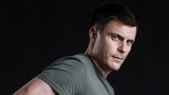 IZGLEDA JE "SLAB" NA KOLEGINICE Vuk Kostić je četiri godine voleo ovu srpsku glumicu, a evo kako ona danas izgleda! (FOTO)