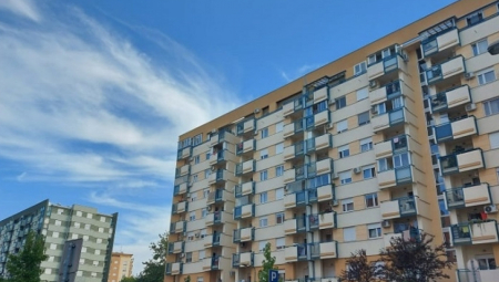 U OGLASU JEDNA CENA, KAD PITATE - DRUGA Evo kako da spustite cenu stana na Novom Beogradu!