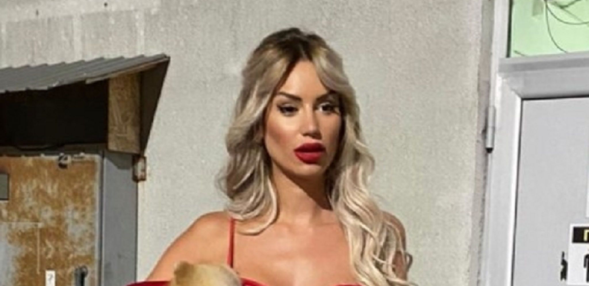 PRESLIKANE! Iva Grgurić uhvaćena sa ovom sek*i zadrugarkom u ludom provodu, one "pucaju" kako izgledaju! (FOTO)