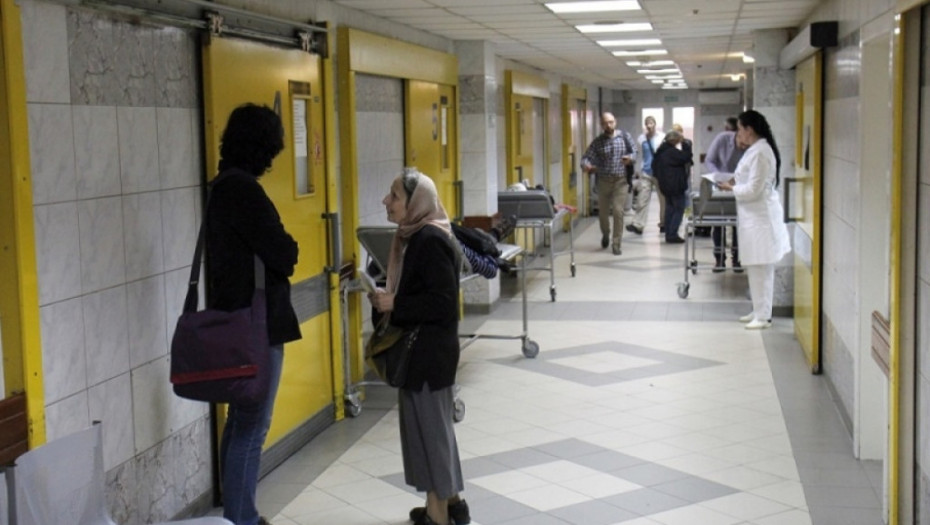 OTIŠLA KOD LEKARA ZBOG BOLA U STOMAKU, A ONDA JE USLEDIO ŠOK: Amputirali ženi ruku i nogu, zbog bolesti koja ne daje nikakve simptome
