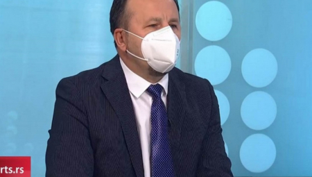 SITUACIJA SVE OZBILJNIJA, BOLNICE PUNE NEZAŠTIĆENIH Dr Svorcan: Za noć smo primili 64 obolelih, 80 odsto nije imunizovano