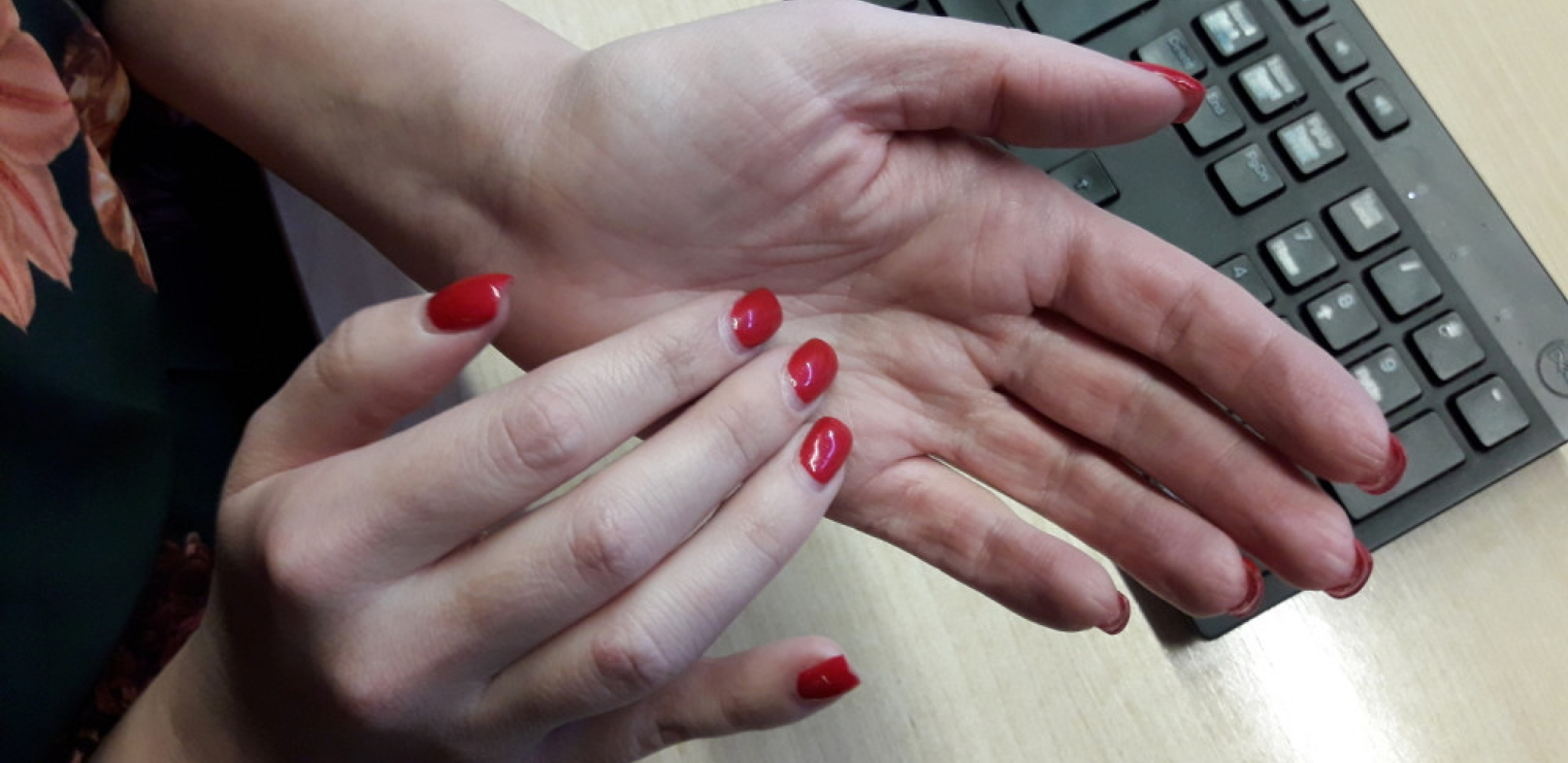 AKO NISTE ZNALI Na osnovu linija sa dlanova možete otkriti kakav će vam biti odnos sa partnerom