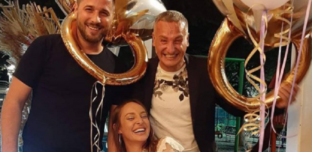 OVO SU DVA MUŠKARCA KOJI NA RAZLIČITE NAČINE VOLE ISTU ŽENU! Gore društvene mreže, Gagi objavio sliku sa Markom, pa se obratio Luni i unuci (FOTO)