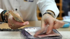 I LICA LIŠENA SLOBODE DOBILA 30 EVRA Osuđenicima, pritvorenicima i osobama u kazneno-popravnim ustanovama uplaćena novčana pomoć