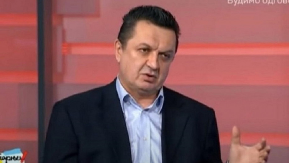 DOKTOR ŠEKLER IZNEO ZAPANJUJUĆE TVRDNJE: Ljudi se namerno zaražavaju da bi izbegli vakcinaciju - igraju ruski rulet!
