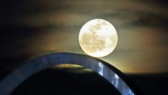 MESEČEV HOROSKOP Vodoliju čeka veliki dobitak, Bika i Devicu sreća prati na svakom koraku