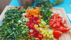 PREUKUSAN, PRAVI SE ZA ČAS Savršen preliv za salatu od samo šest sastojaka