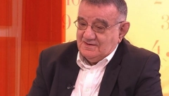 EVO KAKO SE PIJE VODA AKO IMATE GASTRITIS Dr Perišić i nutricionista Milka rešili sve zablude, pa otkrili da čaj koji svi piju pogoršava problem