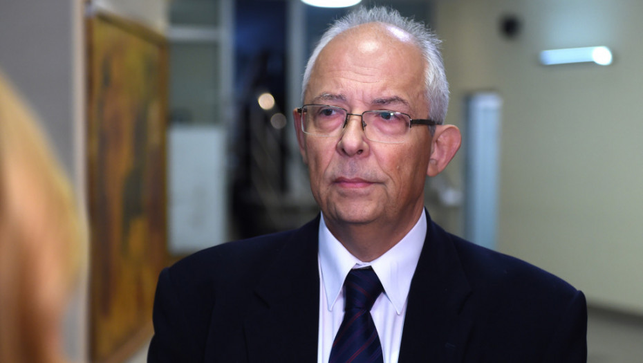 KON SKINUO MASKU, PA NAJAVIO "Ako kolektivni imunitet stigne do 70 odsto, možemo da kažemo doviđenja"