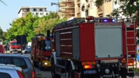 DECA PREMINULA NA LICU MESTA Očevici pokušali da ugase vatru: Video sam požar i uleteo u zgradu (VIDEO)