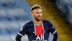 TOTALNI HAOS! Nejmar brutalno gurnuo golmana, nastala ludnica! (VIDEO)