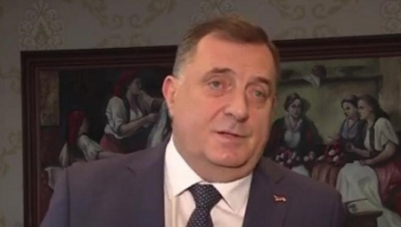 "VUČIĆ JEDINI USPEO DA PITANJE KiM VRATI U FOKUS" Dodik istakao bitnu stvar za sve Srbe po pitanju Kosova i Metohije