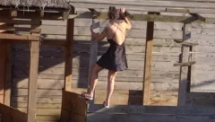 NIKO NE MOŽE DA JE SPREČI Aleksandra Nikolić se popela na ogradu, zadrugarka beži sa imanja nakon Mininih žestokih uvreda!