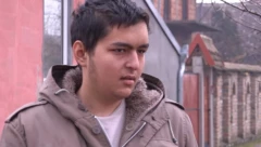 Slavko (23) nema bubrege, teško podnosi dijalize: Potrebna mu je naša pomoć kako bi mogao da radi svakodnevne aktivnosti!