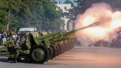 BESMRTNI PUK MARŠIRA, AVIONI NADLEĆU SRBIJU Danas se obeležava Dan pobede nad fašizmom