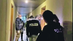 BEŽALI IZ PLJAČKE PA SE ZAKUCALI U POLICIJU: Srbin uhapšen posle haosa u kružnom toku, ostali u bekstvu