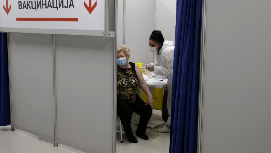 SVETSKI MEDIJI ODUŠEVLJENI VAKCINACIJOM KOD NAS: Srbija pobeđuje koronu!