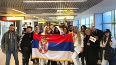 SRBIJA JE SPREMNA ZA POBEDU, Uraganke otputovale u Roterdam, belim uskim trenerkama sludele sve prisutne na aerodormu (FOTO)