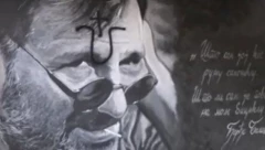 Oskrnavljen mural Đorđu Balaševiću: Preko čela ispisan simbol mržnje i stradanja nevinih