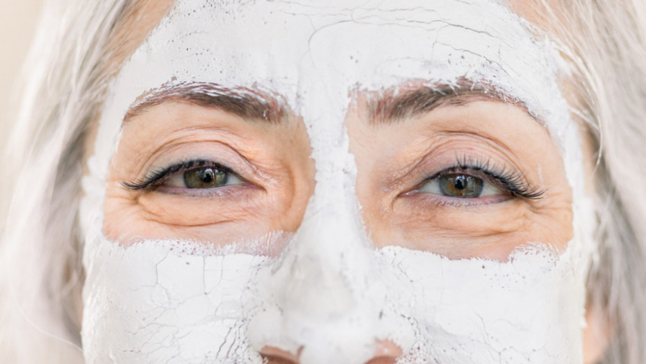 Recite zbogom STARAČKIM PEGAMA: Pomoću ove maske dobićete ten iz snova (RECEPT)
