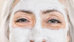 Recite zbogom STARAČKIM PEGAMA: Pomoću ove maske dobićete ten iz snova (RECEPT)