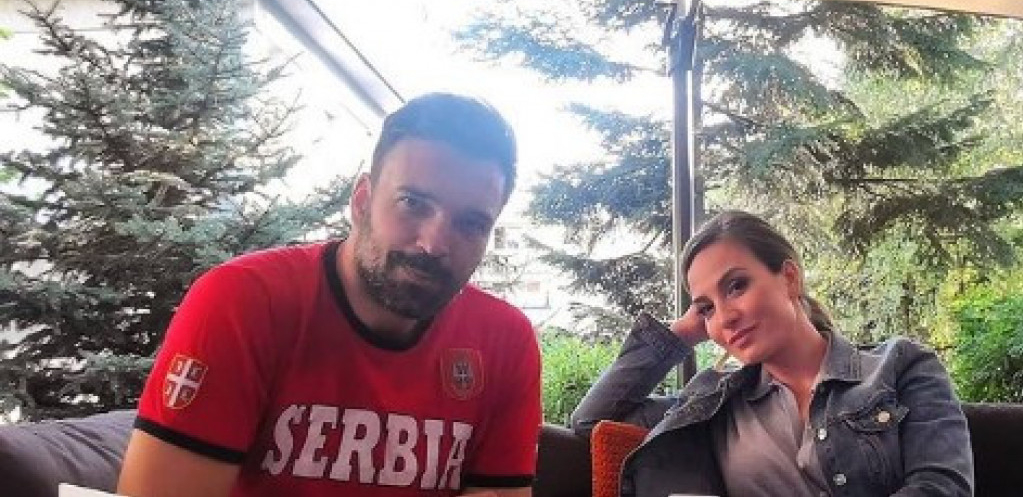 ONI SU UMEŠALI PRSTE Jelena Tomašević prisetila se raskida sa Ivanom Bosiljčićem, pa otkrila ko je bio glavni krivac!