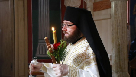 Iguman manastira Tumane svedoči o čudima koja su se ovde desila! Posebno je pomenuo jedan dan u godini koji će razuveriti i "neverne tome"