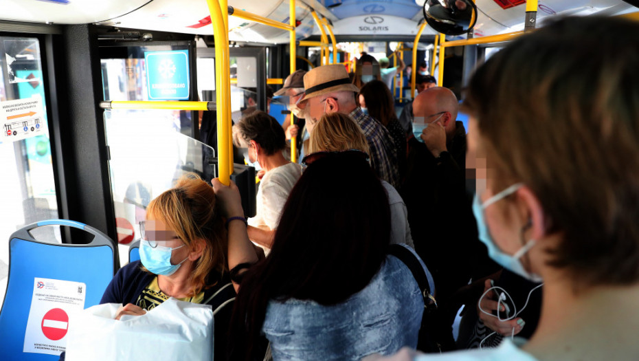 Ispovest Beograđanke Mirjane: Ušla sam u autobus, a onda je izvadio pe*is i stavio mi ga do lica!