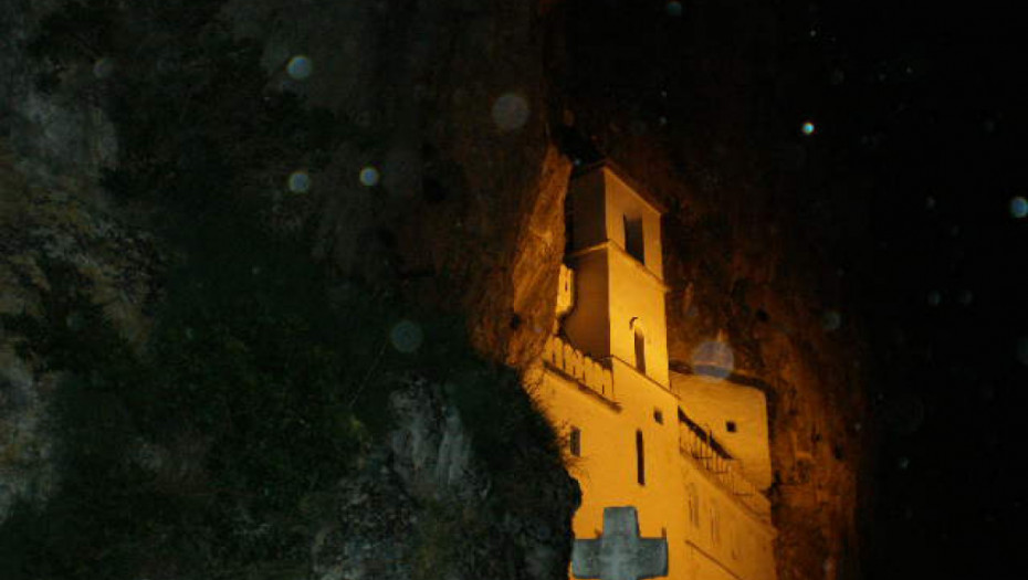 Danas je Sveti Vasilije Ostroški, obavezno u kući zapalite sveću i dogodiće se čudo