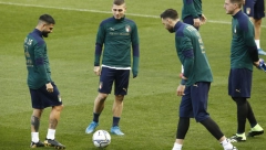 VERATI POGUBIO ŽIVCE Ne razumem fudbal, zašto nije isključen Fernandez?