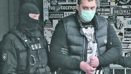 BELIVUKOV KLAN OSNOVCE S TRIBINA PRETVARA U LOJALNE VOJNIKE: Tajne regrutacije grupe Velje Nevolje