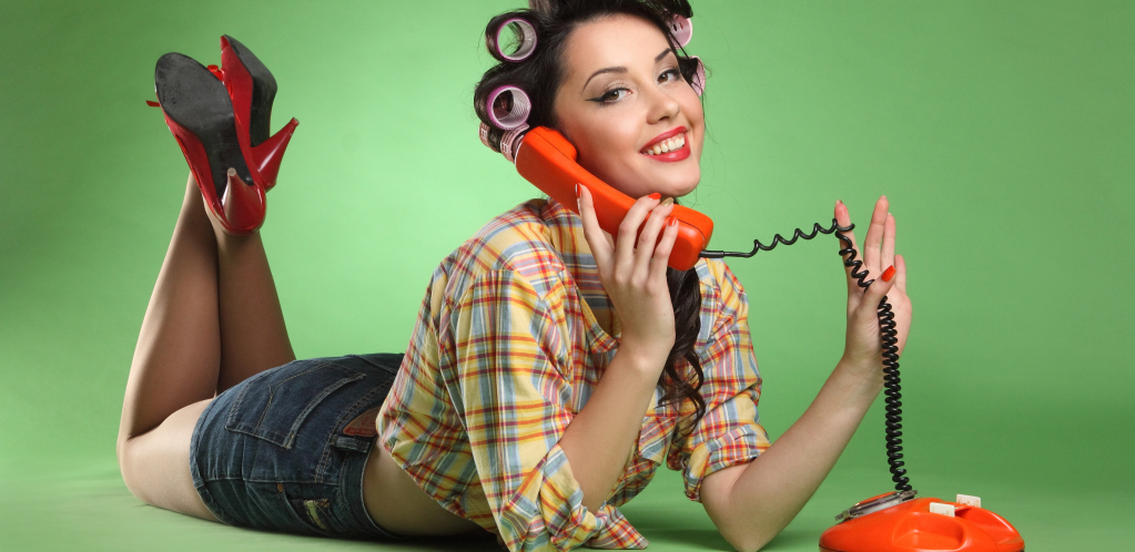 LJUBAV PREKO ŽICE: Sedam saveta za vrući telefonski se*s kojim ćete da izludite jedno drugo