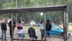 NARANDŽASTI METEOALARM NA TERITORIJI CELE SRBIJE Najnovija vremenska prognoza upozorava stanovništvo na opasno vreme