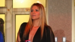 EVO ŠTA SE DEŠAVALO IZA ZATVORENIH VRATA VILE OD DVA MILIONA: Harisova ćerka u zagrljaju fudbalera Crvene zvezde, dok Melina nije prestajala da igra (FOTO)