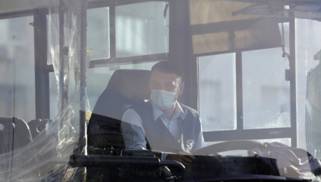 DRAMA NA LINIJI 56 Vozač i putnici pretučeni u autobusu