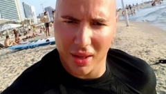 NAPRAVILI POMETNJU U CENTRU GRADA Brendon izveo zadrugarku da traže sponzora za grudi! (VIDEO)