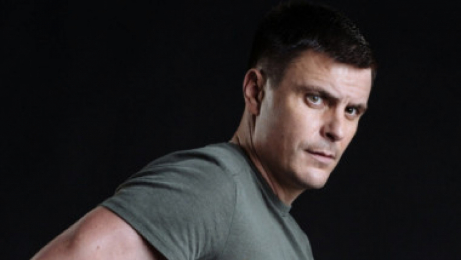 "DOSADILE SU MI KU*VE I DROGA" Vuk Kostić progovorio o ulozi u filmu "Kruna", pa za Alo! otkrio šta možemo da očekujemo od njega (VIDEO)