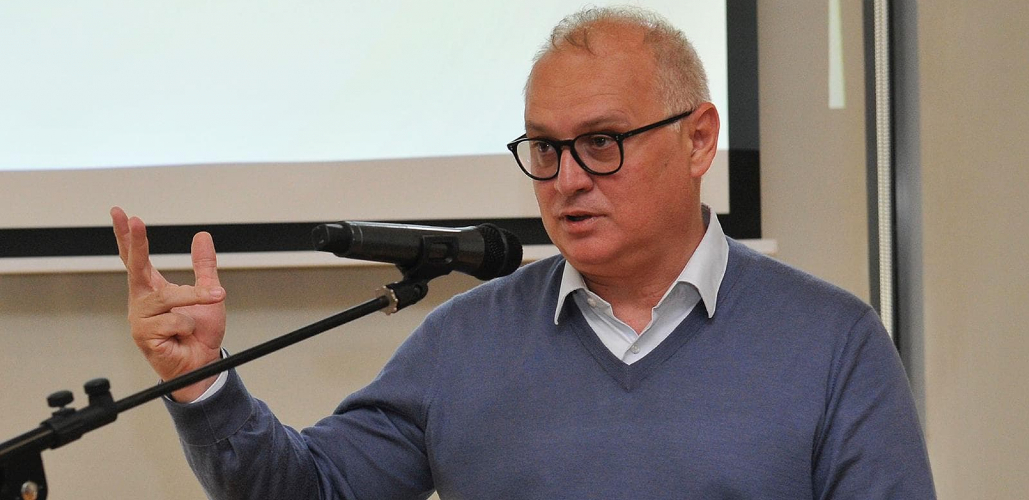 Vesić: Bilo bi fer da nam EU otvori poglavlje 31 pre nego što traže da usaglasimo spoljnu politiku