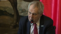 "HVALA VAM GOSPODINE ZEMAN" Prvi lider u Evropi koji je priznao da je NATO bombardovanje bilo zločin i uputio izvinjenje srpskom narodu
