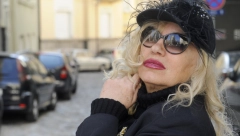 UZELA DIJAMANTSKI PRSTEN I NESTALA! Nadina prijateljica otkrila prevačicine mračne tajne iz prošlosti!