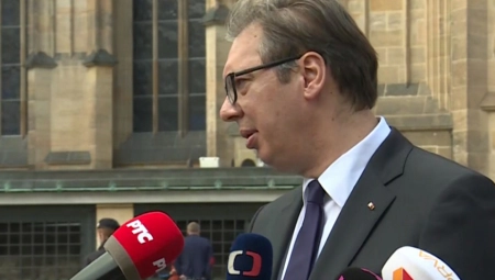 Vučić se sastaje sa Babišem u Pragu